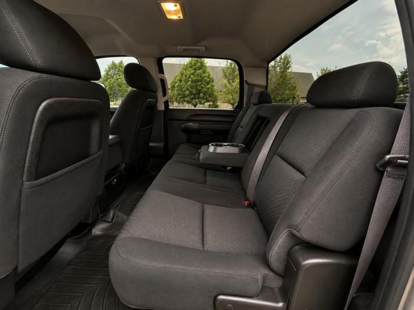 2013 GRAY CHEVROLET SILVERADO 2500 HD (1GC1KXC83DF) with an V8,6.6L(403 CID),OHV engine, AUTOMATIC transmission, located at 14600 Frazho Road, Warren, MI, 48089, (586) 776-3400, 42.485996, -82.974220 - Photo#8