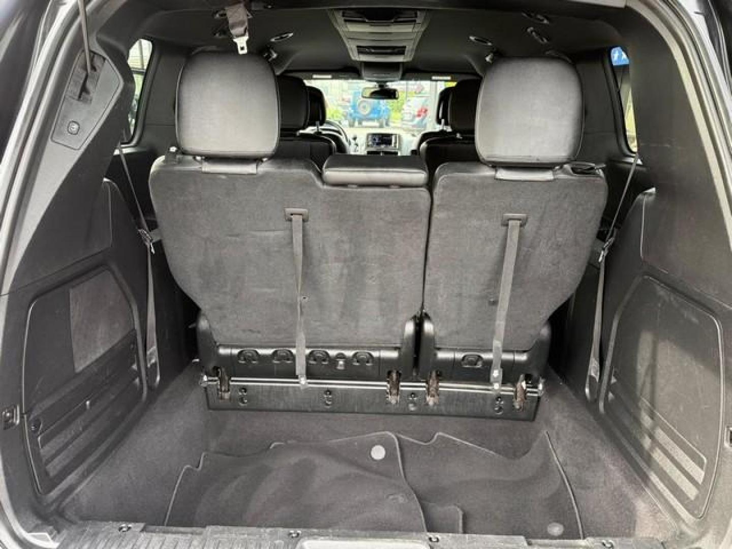 2018 BLACK DODGE GRAND CARAVAN (2C4RDGEG4JR) with an V6,3.6L(220 CID),DOHC engine, AUTOMATIC transmission, located at 14600 Frazho Road, Warren, MI, 48089, (586) 776-3400, 42.485996, -82.974220 - Photo#12