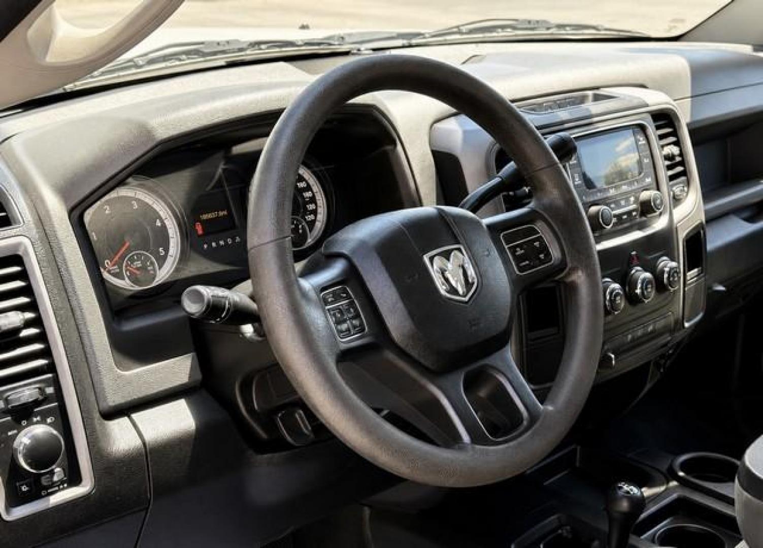 2017 WHITE RAM 2500 (3C6UR5HL8HG) with an L6,6.7L(408 CID),OHV engine, AUTOMATIC transmission, located at 14600 Frazho Road, Warren, MI, 48089, (586) 776-3400, 42.485996, -82.974220 - Photo#7