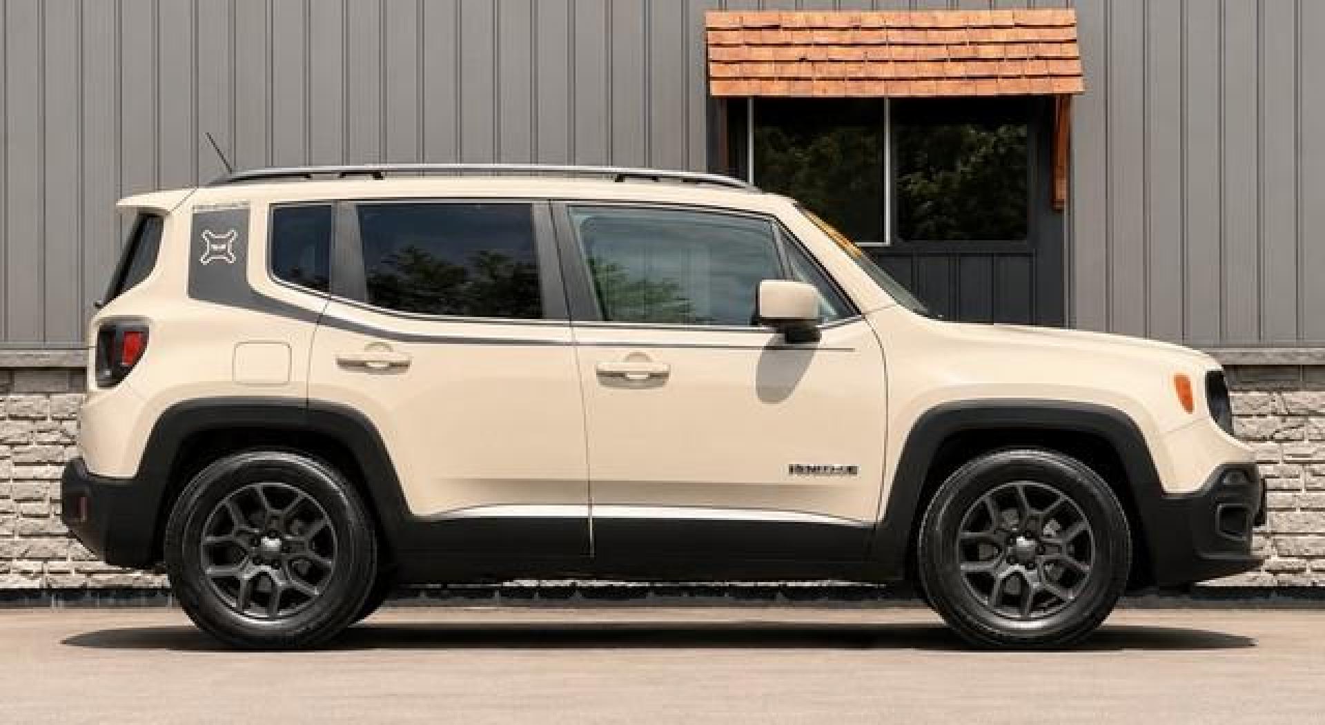 2015 PEWTER JEEP RENEGADE (ZACCJABTXFP) with an L4,2.4L(144 CID),SOHC engine, AUTOMATIC transmission, located at 14600 Frazho Road, Warren, MI, 48089, (586) 776-3400, 42.485996, -82.974220 - Photo#3