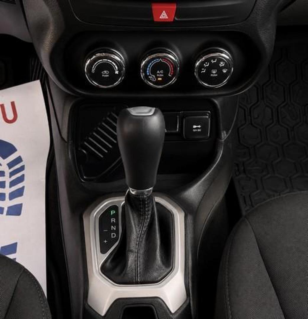 2015 PEWTER JEEP RENEGADE (ZACCJABTXFP) with an L4,2.4L(144 CID),SOHC engine, AUTOMATIC transmission, located at 14600 Frazho Road, Warren, MI, 48089, (586) 776-3400, 42.485996, -82.974220 - Photo#12