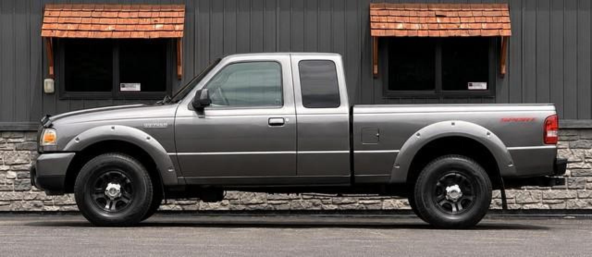 2011 GRAY FORD RANGER (1FTKR4EE6BP) with an V6,4.0L(245 CID),SOHC engine, AUTOMATIC transmission, located at 14600 Frazho Road, Warren, MI, 48089, (586) 776-3400, 42.485996, -82.974220- Photo#1