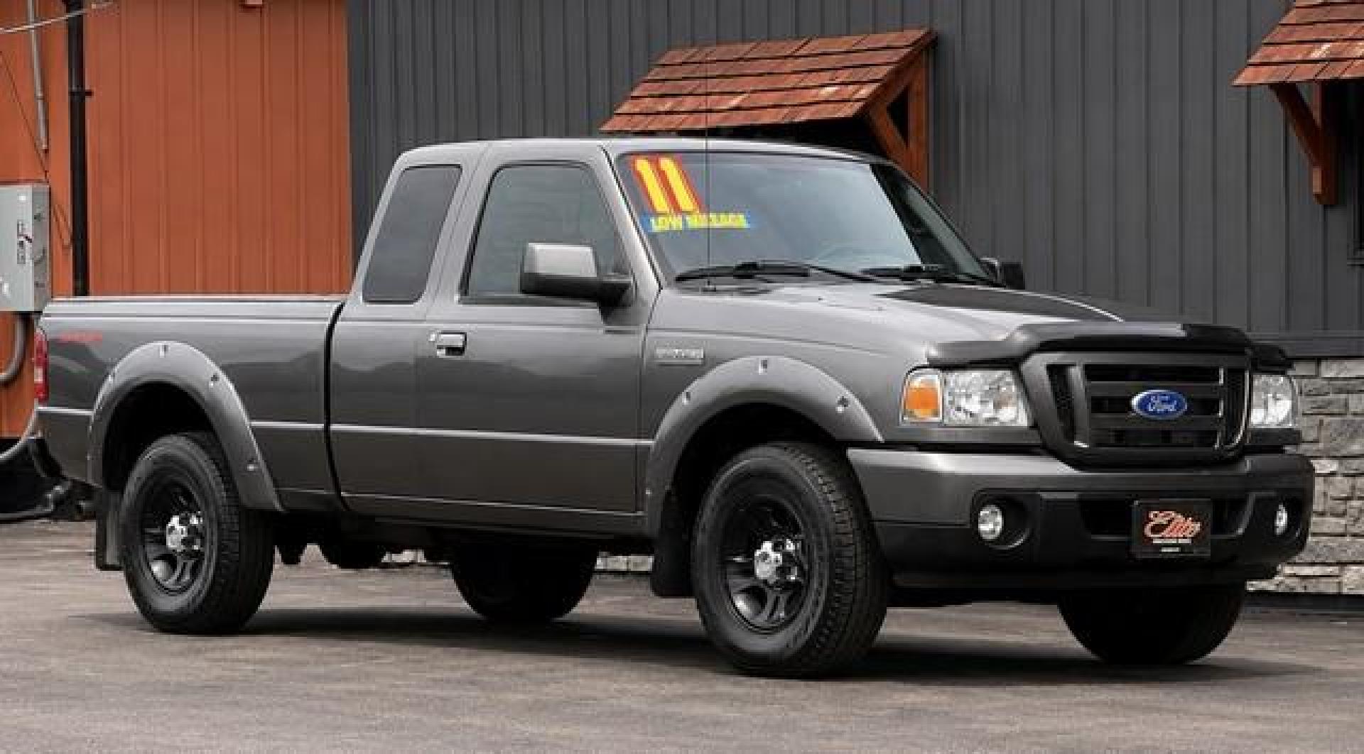 2011 GRAY FORD RANGER (1FTKR4EE6BP) with an V6,4.0L(245 CID),SOHC engine, AUTOMATIC transmission, located at 14600 Frazho Road, Warren, MI, 48089, (586) 776-3400, 42.485996, -82.974220- Photo#3