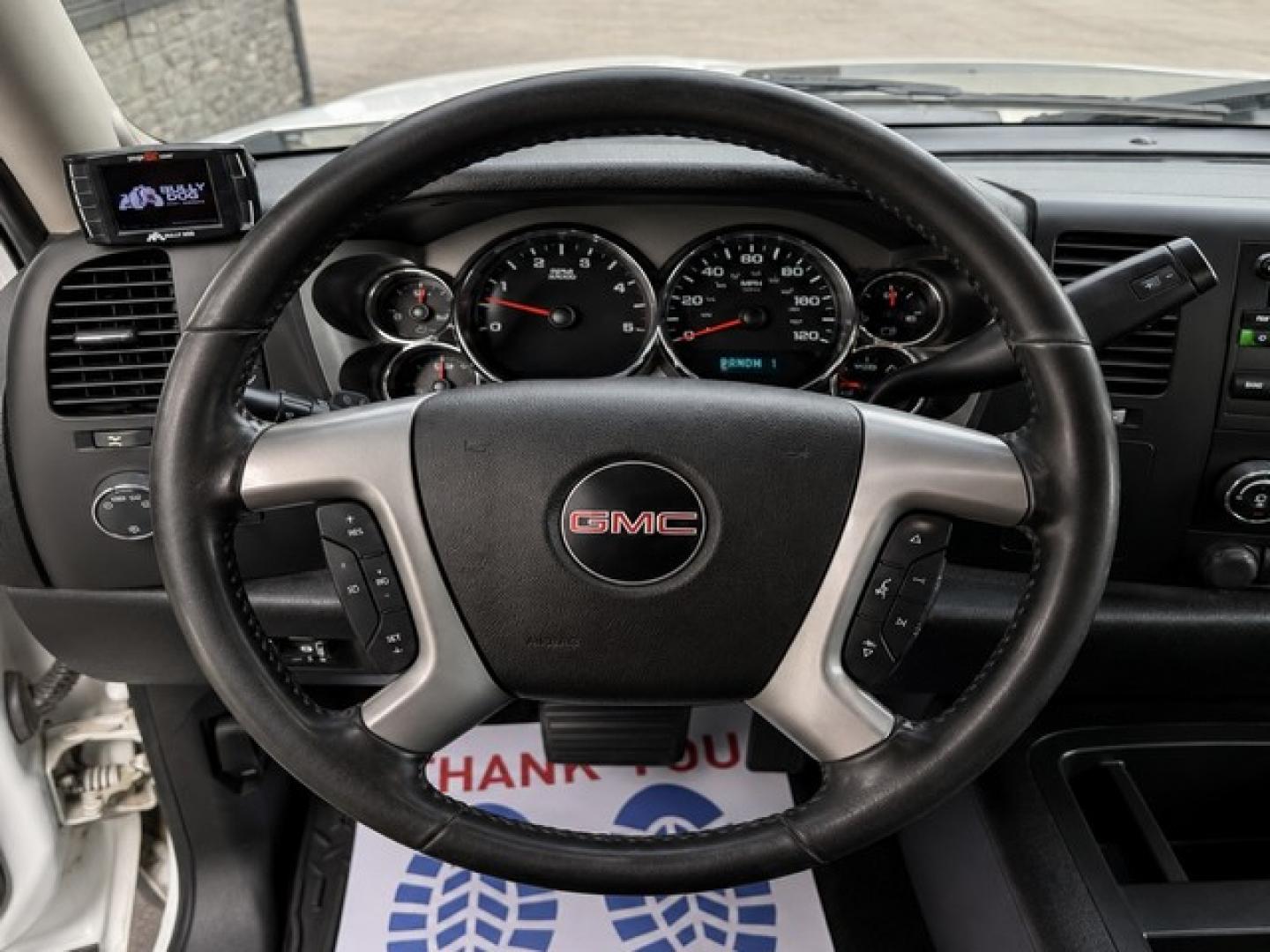 2014 WHITE GMC SIERRA 2500 HD (1GT120C87EF) with an V8,6.6L(403 CID),OHV engine, AUTOMATIC transmission, located at 14600 Frazho Road, Warren, MI, 48089, (586) 776-3400, 42.485996, -82.974220- Photo#11