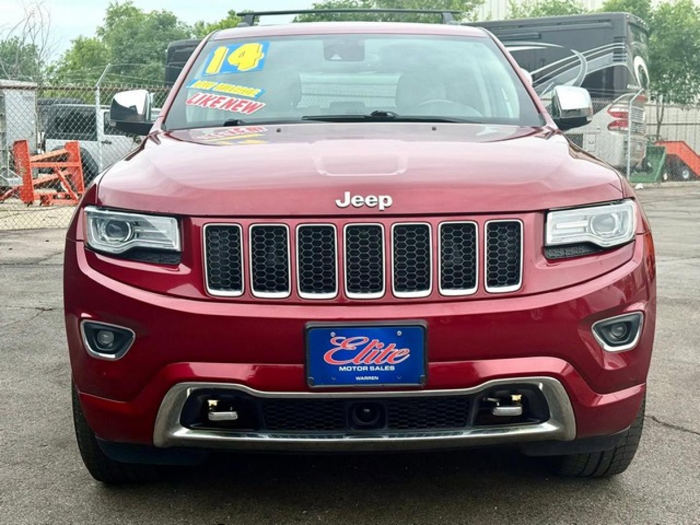 2014 BURGANDY JEEP GRAND CHEROKEE (1C4RJFCG3EC) with an V6,3.6L(220 CID),DOHC engine, AUTOMATIC transmission, located at 14600 Frazho Road, Warren, MI, 48089, (586) 776-3400, 42.485996, -82.974220- Photo#4