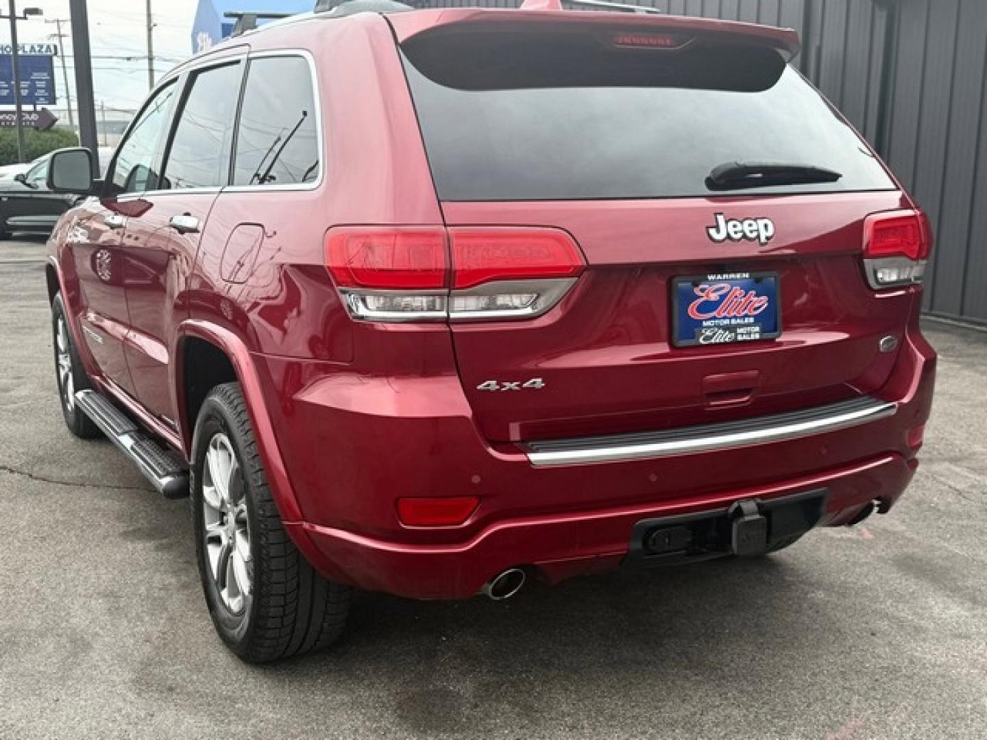 2014 BURGANDY JEEP GRAND CHEROKEE (1C4RJFCG3EC) with an V6,3.6L(220 CID),DOHC engine, AUTOMATIC transmission, located at 14600 Frazho Road, Warren, MI, 48089, (586) 776-3400, 42.485996, -82.974220- Photo#12