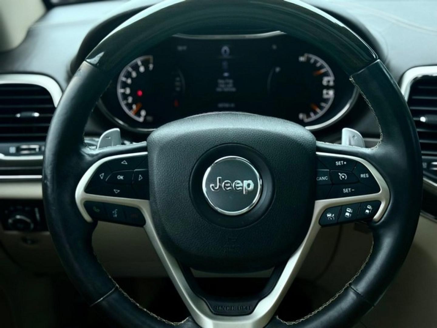 2014 BURGANDY JEEP GRAND CHEROKEE (1C4RJFCG3EC) with an V6,3.6L(220 CID),DOHC engine, AUTOMATIC transmission, located at 14600 Frazho Road, Warren, MI, 48089, (586) 776-3400, 42.485996, -82.974220- Photo#22