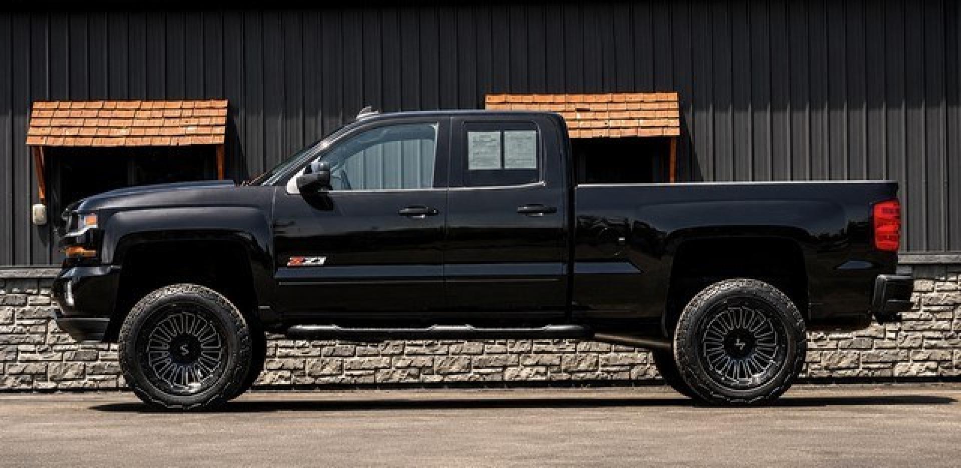 2019 BLACK CHEVROLET SILVERADO 1500 LD (2GCVKPEC2K1) with an V8,5.3L(325 CID),OHV engine, AUTOMATIC transmission, located at 14600 Frazho Road, Warren, MI, 48089, (586) 776-3400, 42.485996, -82.974220- Photo#1