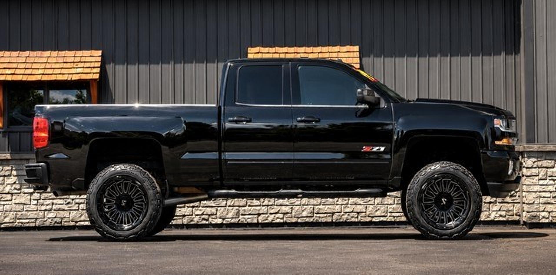 2019 BLACK CHEVROLET SILVERADO 1500 LD (2GCVKPEC2K1) with an V8,5.3L(325 CID),OHV engine, AUTOMATIC transmission, located at 14600 Frazho Road, Warren, MI, 48089, (586) 776-3400, 42.485996, -82.974220- Photo#4