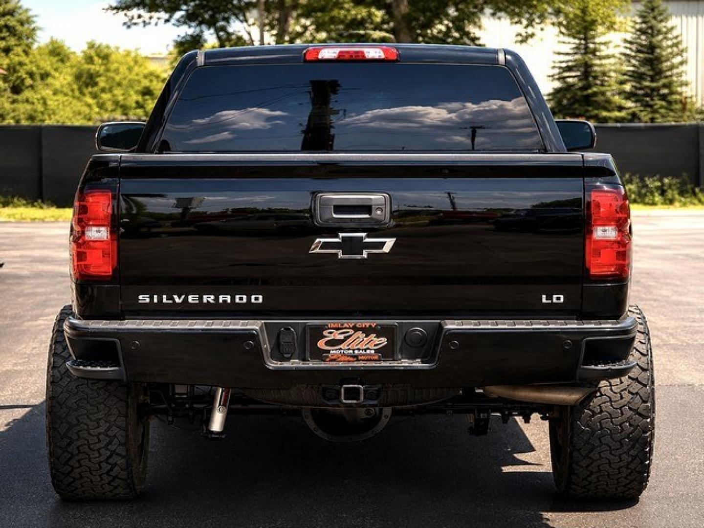 2019 BLACK CHEVROLET SILVERADO 1500 LD (2GCVKPEC2K1) with an V8,5.3L(325 CID),OHV engine, AUTOMATIC transmission, located at 14600 Frazho Road, Warren, MI, 48089, (586) 776-3400, 42.485996, -82.974220- Photo#6
