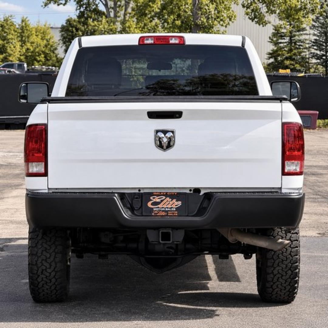 2014 WHITE RAM 2500 (3C6TR5CT0EG) with an V8,5.7L(345 CID),OHV engine, AUTOMATIC transmission, located at 14600 Frazho Road, Warren, MI, 48089, (586) 776-3400, 42.485996, -82.974220- Photo#6