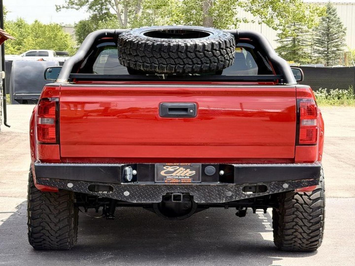 2015 RED GMC SIERRA 1500 (1GTV2UEC2FZ) with an V8,5.3L(325 CID),OHV engine, AUTOMATIC transmission, located at 14600 Frazho Road, Warren, MI, 48089, (586) 776-3400, 42.485996, -82.974220- Photo#6