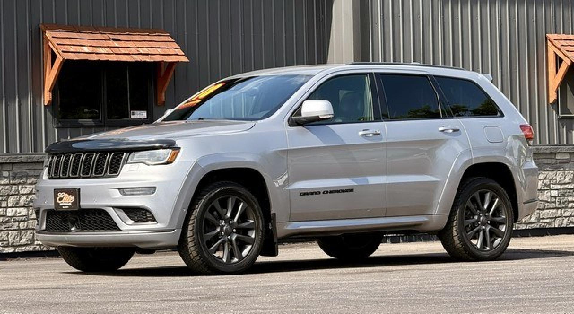 2018 BILLIT GRAY JEEP GRAND CHEROKEE (1C4RJFCG6JC) with an V6,3.6L(220 CID),DOHC engine, AUTOMATIC transmission, located at 14600 Frazho Road, Warren, MI, 48089, (586) 776-3400, 42.485996, -82.974220- Photo#1