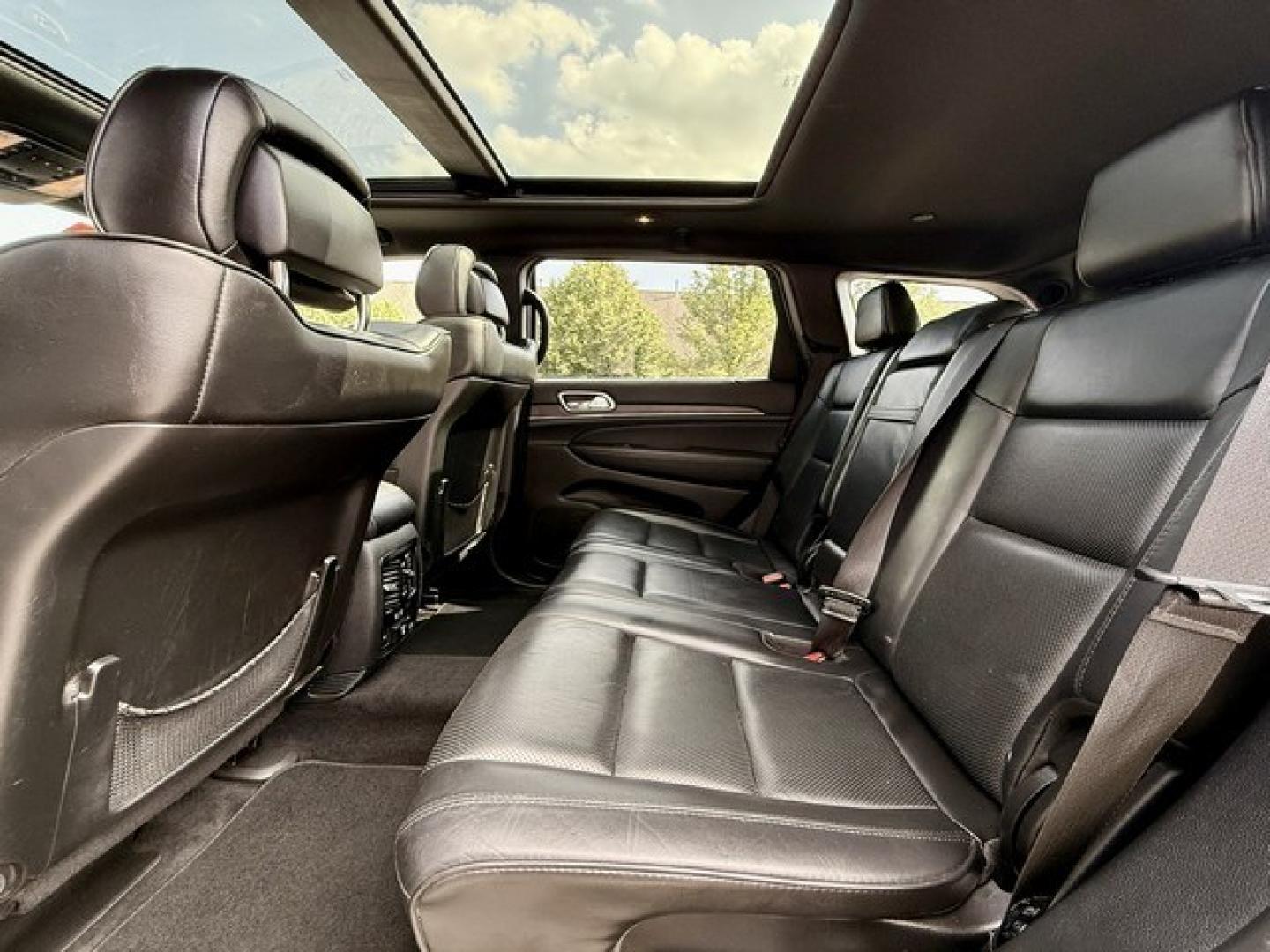 2018 BILLIT GRAY JEEP GRAND CHEROKEE (1C4RJFCG6JC) with an V6,3.6L(220 CID),DOHC engine, AUTOMATIC transmission, located at 14600 Frazho Road, Warren, MI, 48089, (586) 776-3400, 42.485996, -82.974220- Photo#7