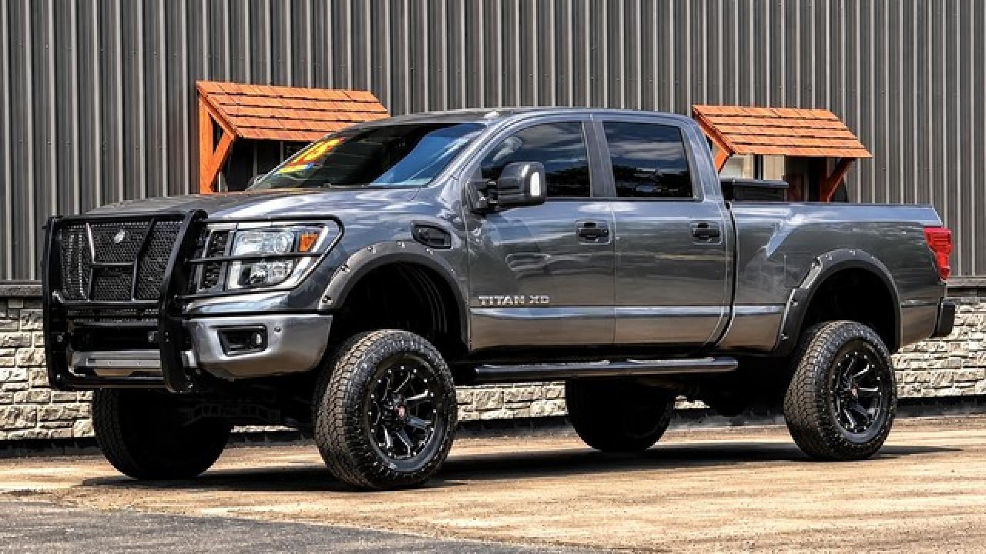 2018 GRAY NISSAN TITAN XD (1N6BA1F41JN) with an V8,5.0L(305 CID),DOHC engine, AUTOMATIC transmission, located at 14600 Frazho Road, Warren, MI, 48089, (586) 776-3400, 42.485996, -82.974220- Photo#2