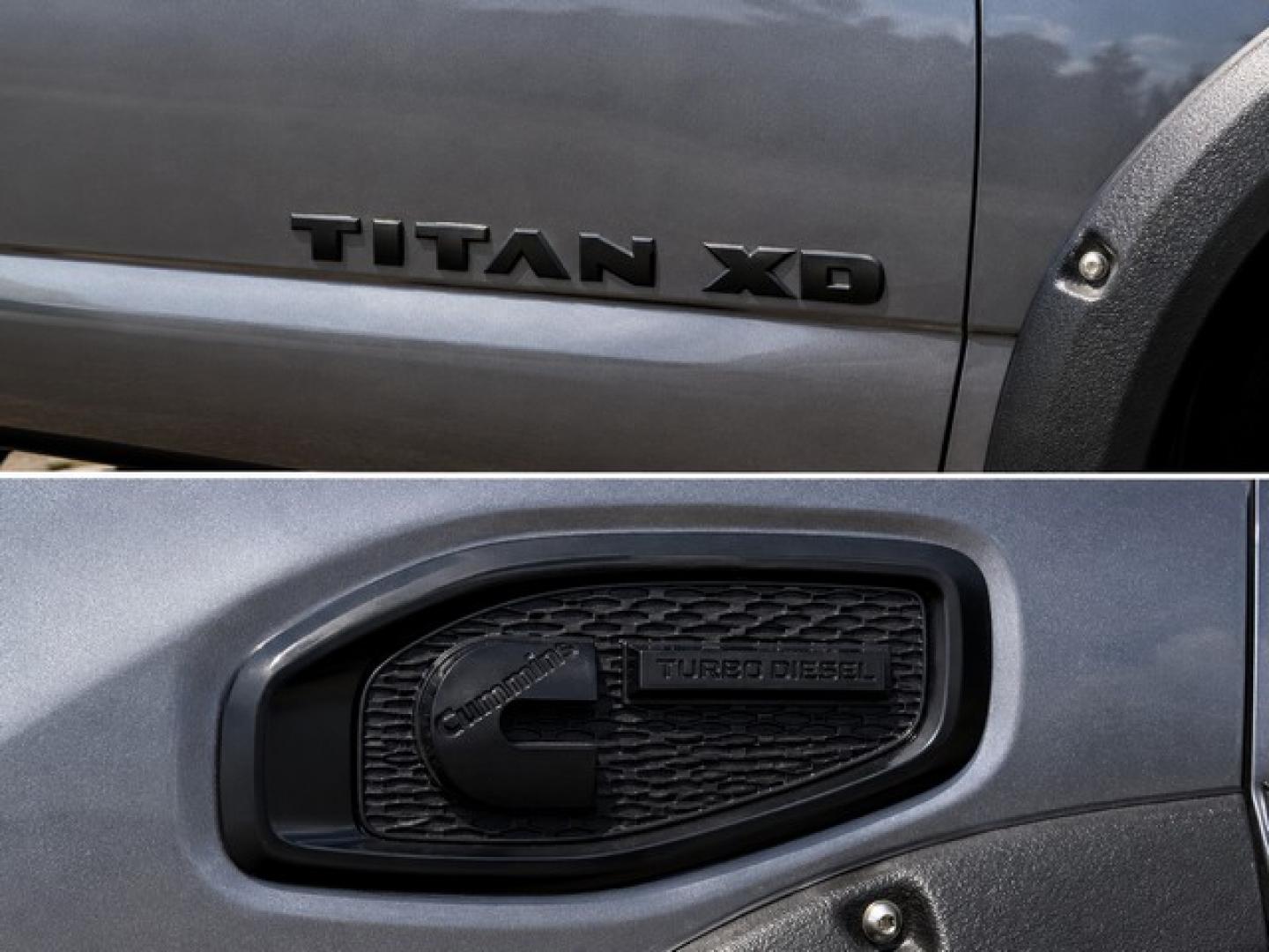 2018 GRAY NISSAN TITAN XD (1N6BA1F41JN) with an V8,5.0L(305 CID),DOHC engine, AUTOMATIC transmission, located at 14600 Frazho Road, Warren, MI, 48089, (586) 776-3400, 42.485996, -82.974220- Photo#7