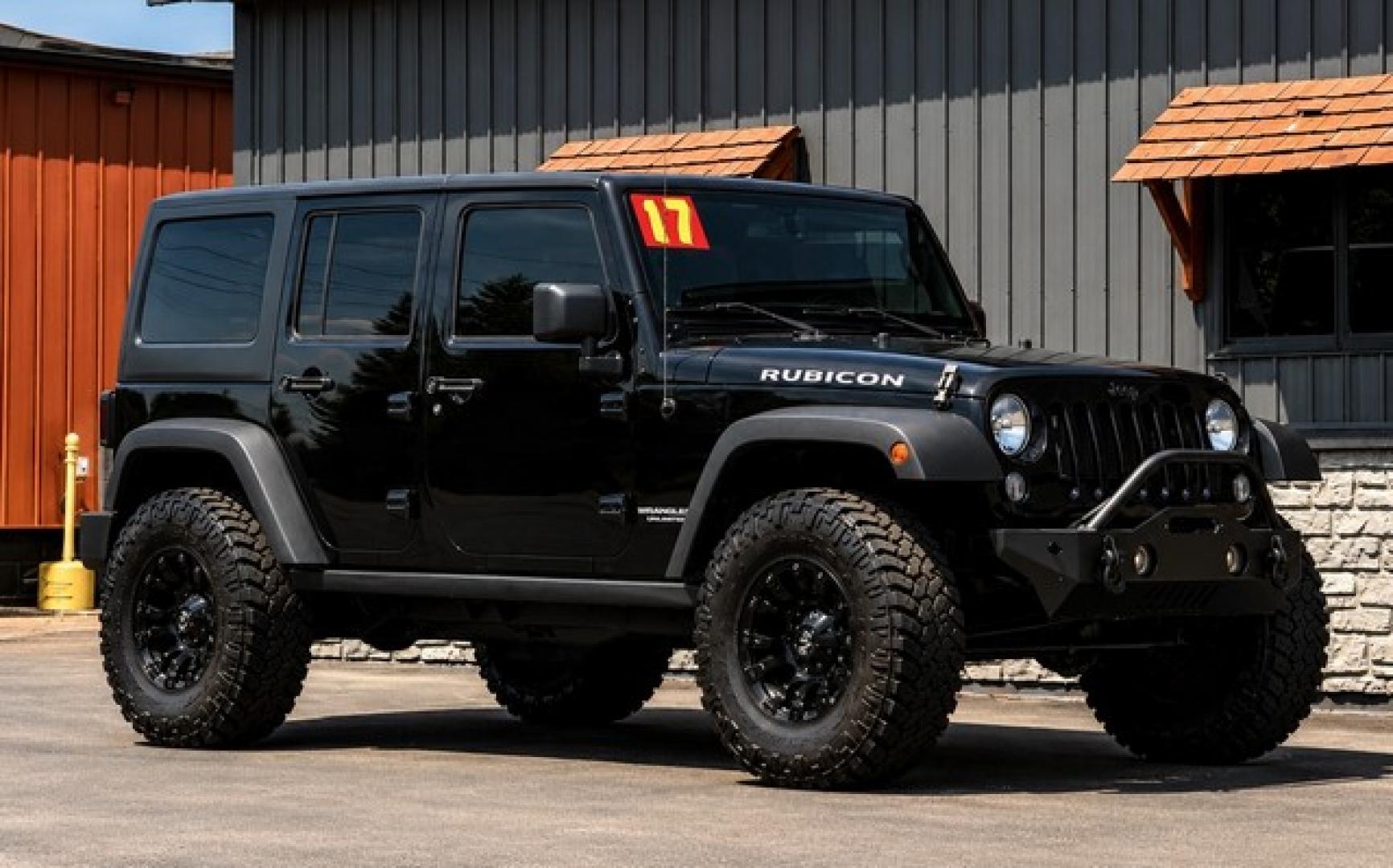 2017 BLACK JEEP WRANGLER (1C4HJWFG4HL) with an V6,3.6L(220 CID),DOHC engine, AUTOMATIC transmission, located at 14600 Frazho Road, Warren, MI, 48089, (586) 776-3400, 42.485996, -82.974220- Photo#3