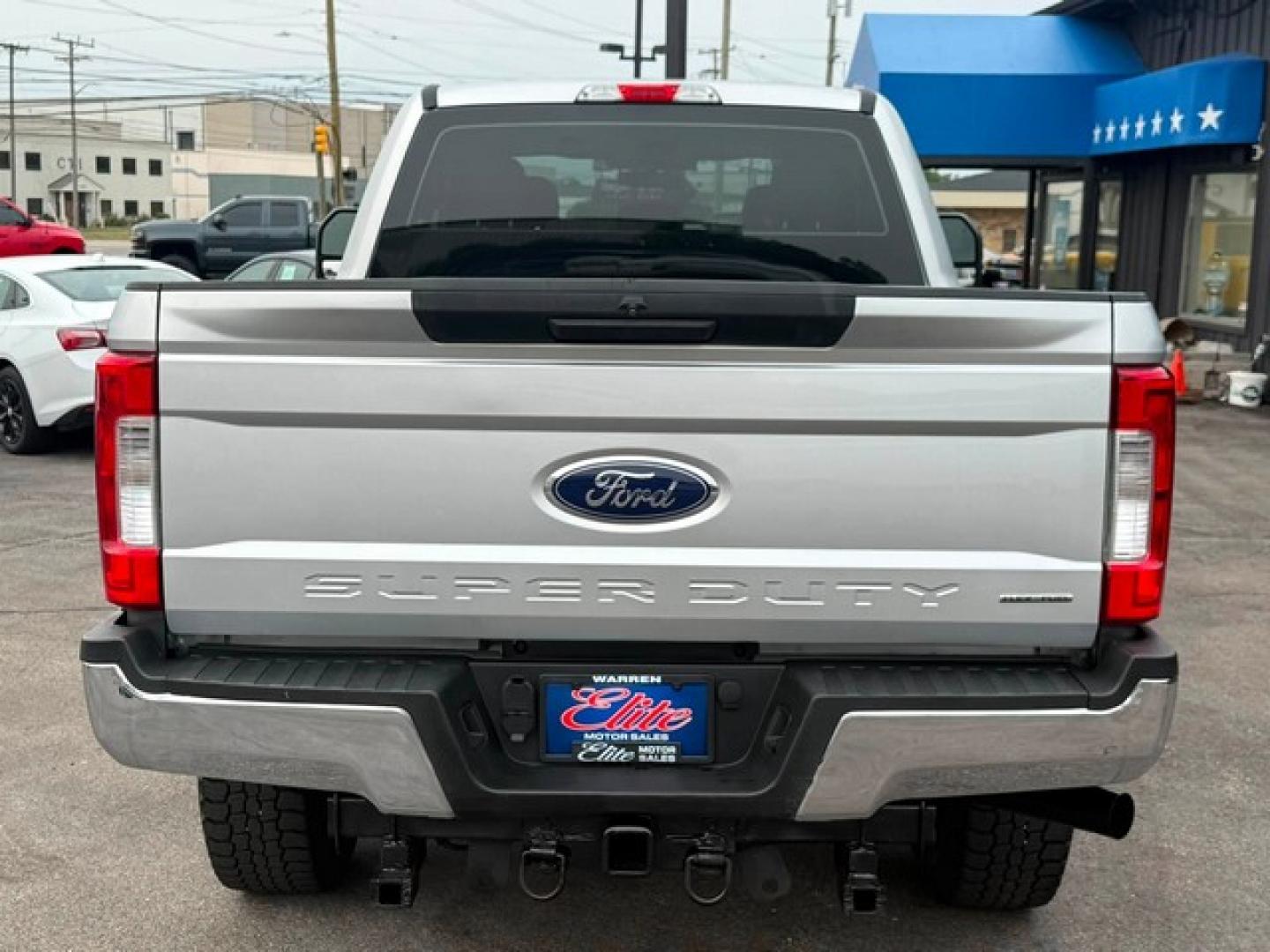 2019 SILVER FORD F-350 SUPER DUTY (1FT8X3B65KE) with an V8,6.2L(379 CID),SOHC engine, AUTOMATIC transmission, located at 14600 Frazho Road, Warren, MI, 48089, (586) 776-3400, 42.485996, -82.974220- Photo#7