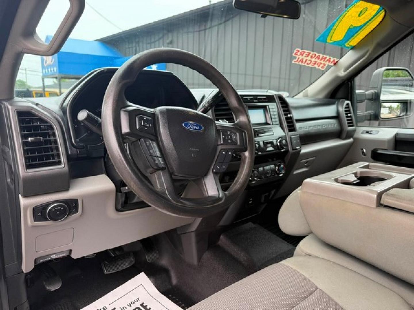 2019 SILVER FORD F-350 SUPER DUTY (1FT8X3B65KE) with an V8,6.2L(379 CID),SOHC engine, AUTOMATIC transmission, located at 14600 Frazho Road, Warren, MI, 48089, (586) 776-3400, 42.485996, -82.974220- Photo#10