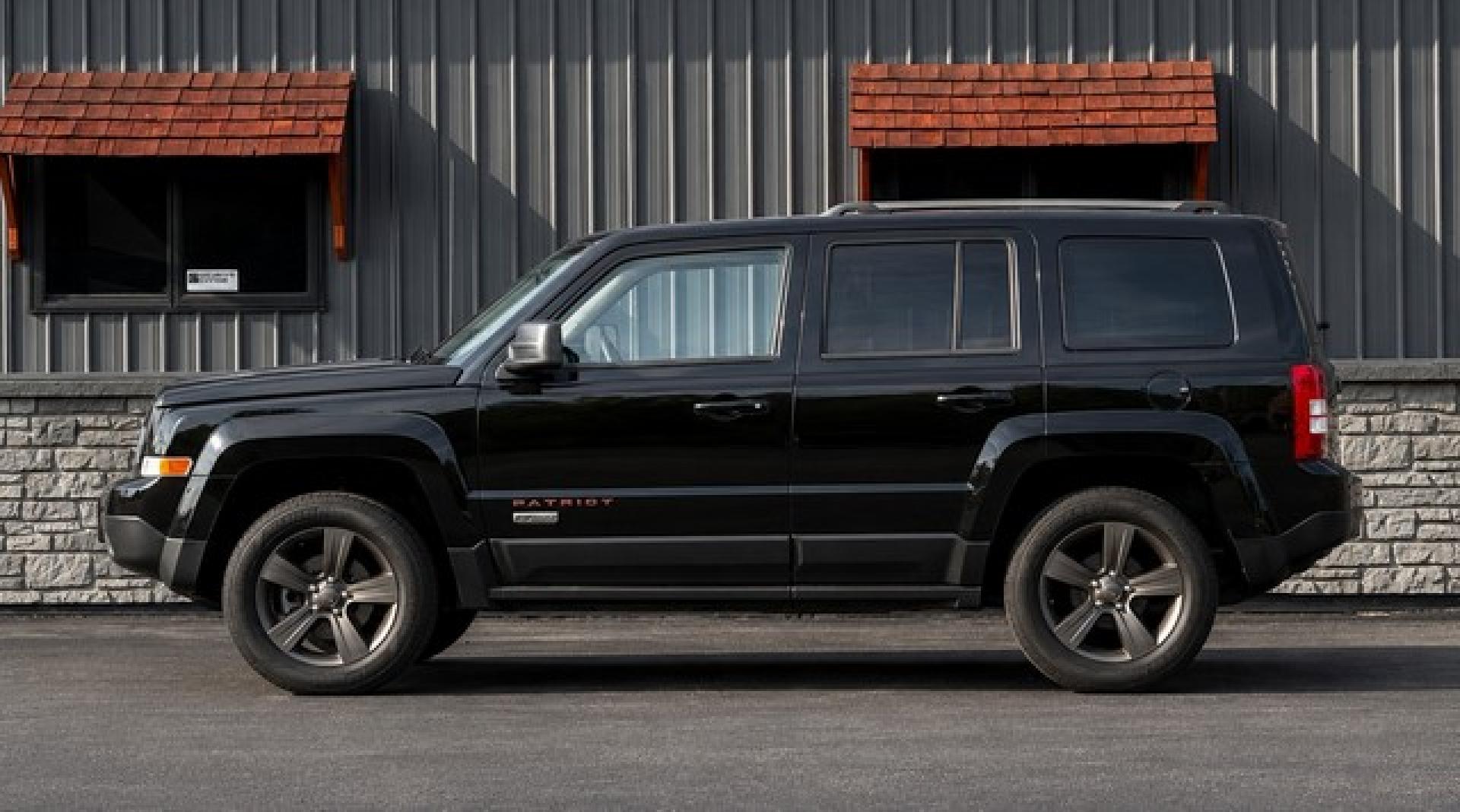 2016 BLACK JEEP PATRIOT (1C4NJPBB8GD) with an L4,2.4L(144 CID),DOHC engine, AUTOMATIC transmission, located at 14600 Frazho Road, Warren, MI, 48089, (586) 776-3400, 42.485996, -82.974220- Photo#1