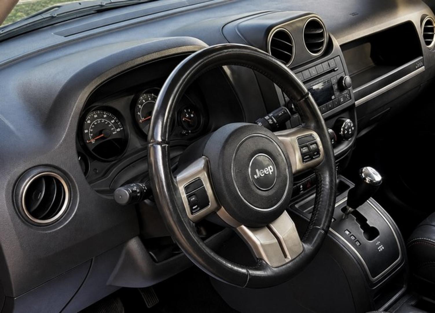2016 BLACK JEEP PATRIOT (1C4NJPBB8GD) with an L4,2.4L(144 CID),DOHC engine, AUTOMATIC transmission, located at 14600 Frazho Road, Warren, MI, 48089, (586) 776-3400, 42.485996, -82.974220- Photo#8