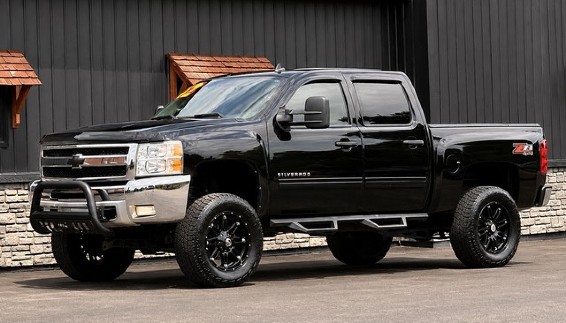 2012 BLACK CHEVROLET SILVERADO 1500 (1GCPKSE71CF) with an V8,5.3L(325 CID),OHV engine, AUTOMATIC transmission, located at 14600 Frazho Road, Warren, MI, 48089, (586) 776-3400, 42.485996, -82.974220- Photo#1