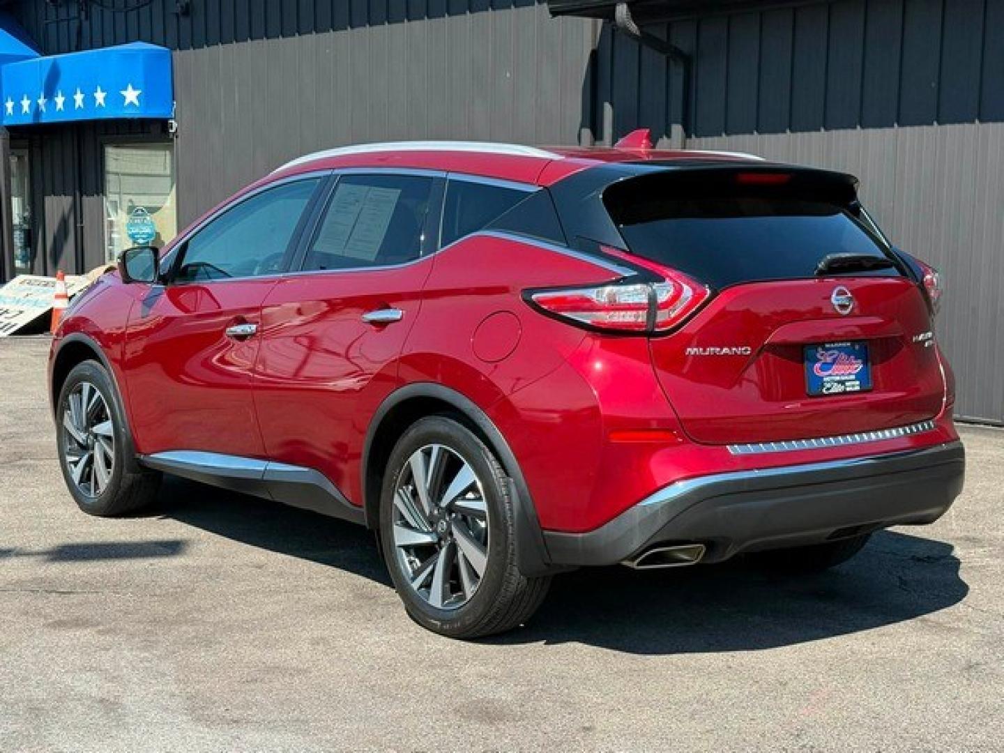 2018 RED NISSAN MURANO (5N1AZ2MH5JN) with an V6,3.5L( CID),DOHC engine, AUTOMATIC transmission, located at 14600 Frazho Road, Warren, MI, 48089, (586) 776-3400, 42.485996, -82.974220- Photo#6
