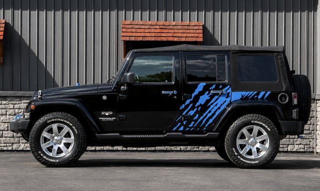 photo of 2017 JEEP WRANGLER 