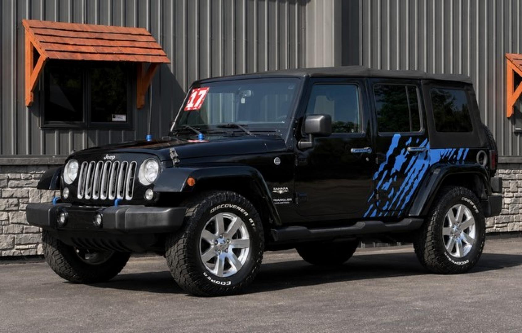 2017 BLACK JEEP WRANGLER (1C4BJWEG4HL) with an V6,3.6L(220 CID),DOHC engine, AUTOMATIC transmission, located at 14600 Frazho Road, Warren, MI, 48089, (586) 776-3400, 42.485996, -82.974220- Photo#1