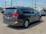 2018 GRAY CHRYSLER PACIFICA (2C4RC1EGXJR) with an V6,3.6L(220 CID),DOHC engine, AUTOMATIC transmission, located at 14600 Frazho Road, Warren, MI, 48089, (586) 776-3400, 42.485996, -82.974220- Photo#6