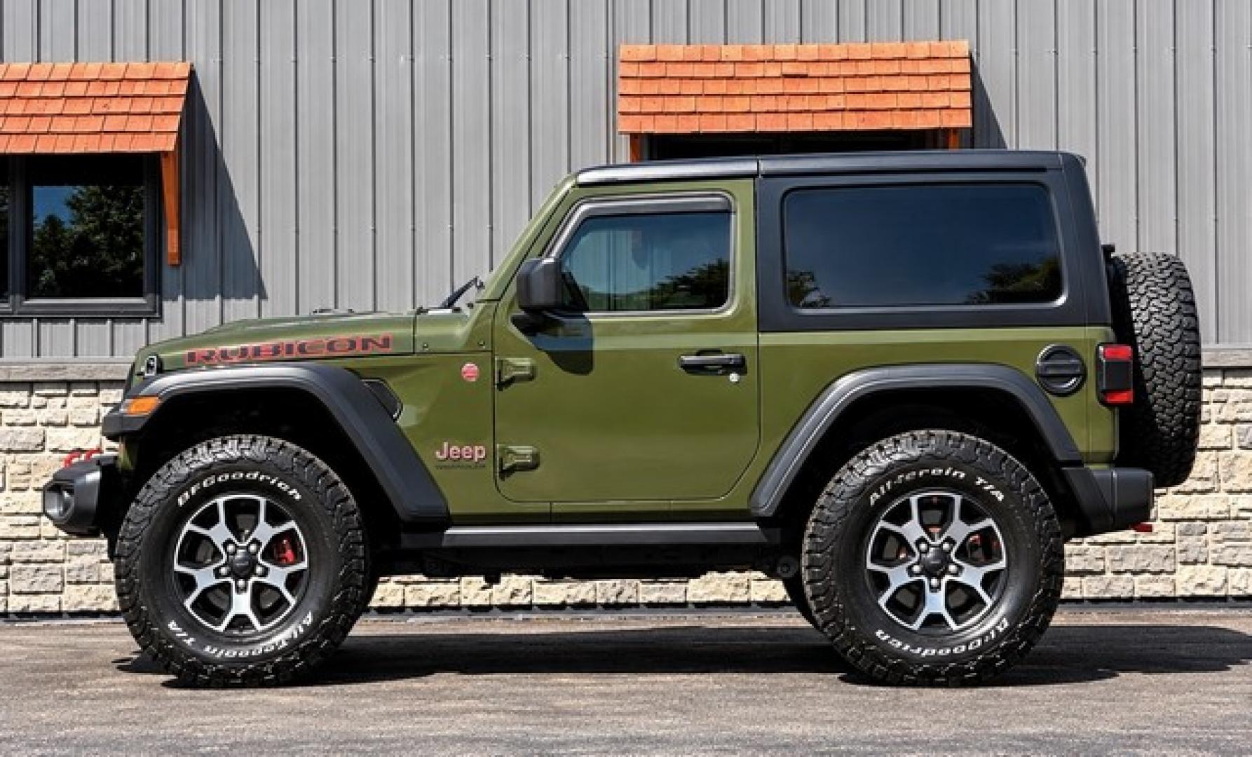 2022 GREEN JEEP WRANGLER (1C4HJXCG1NW) with an V6,3.6L(220 CID), engine, MANUAL transmission, located at 14600 Frazho Road, Warren, MI, 48089, (586) 776-3400, 42.485996, -82.974220- Photo#0