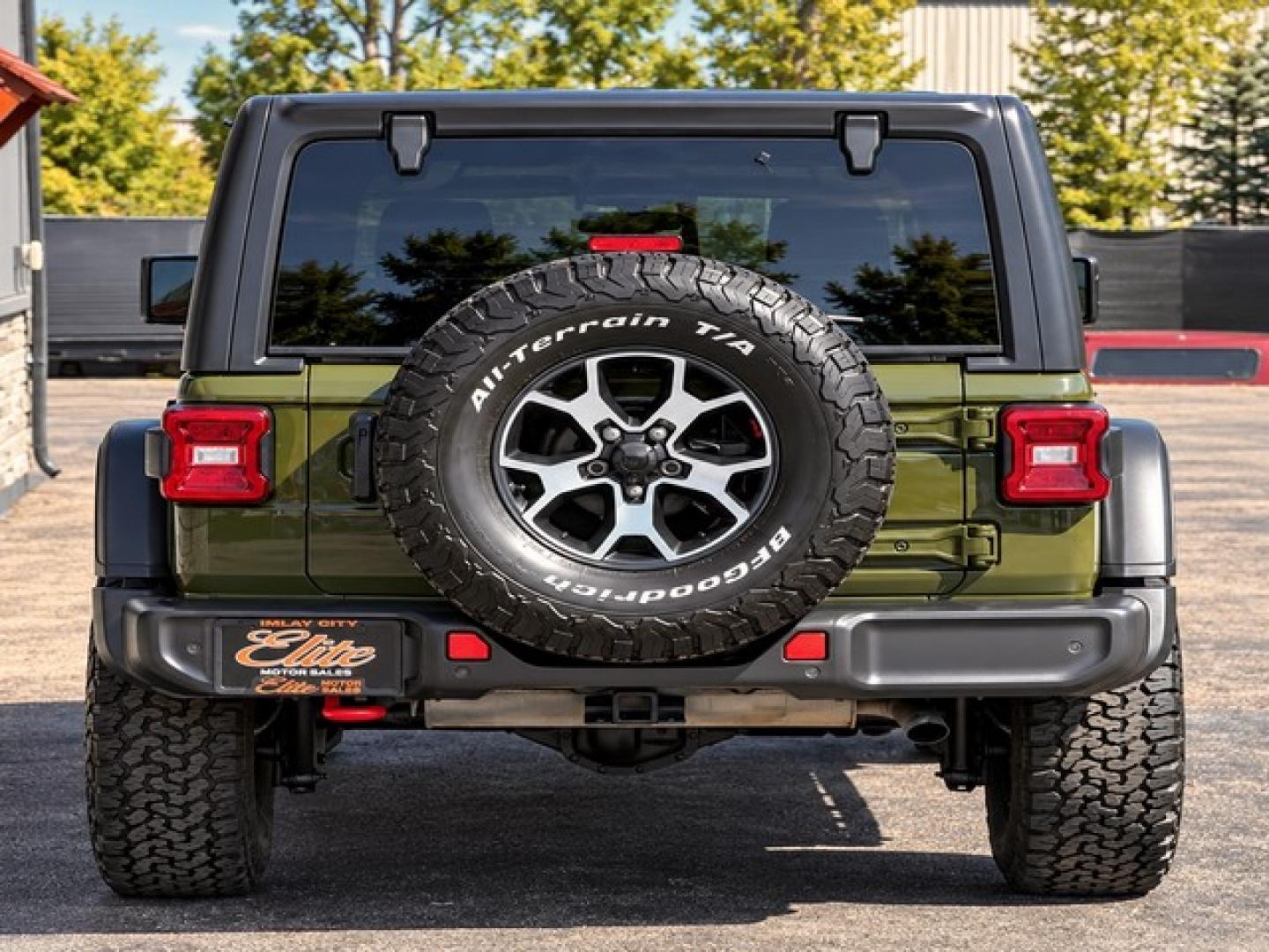 2022 GREEN JEEP WRANGLER (1C4HJXCG1NW) with an V6,3.6L(220 CID), engine, MANUAL transmission, located at 14600 Frazho Road, Warren, MI, 48089, (586) 776-3400, 42.485996, -82.974220- Photo#5