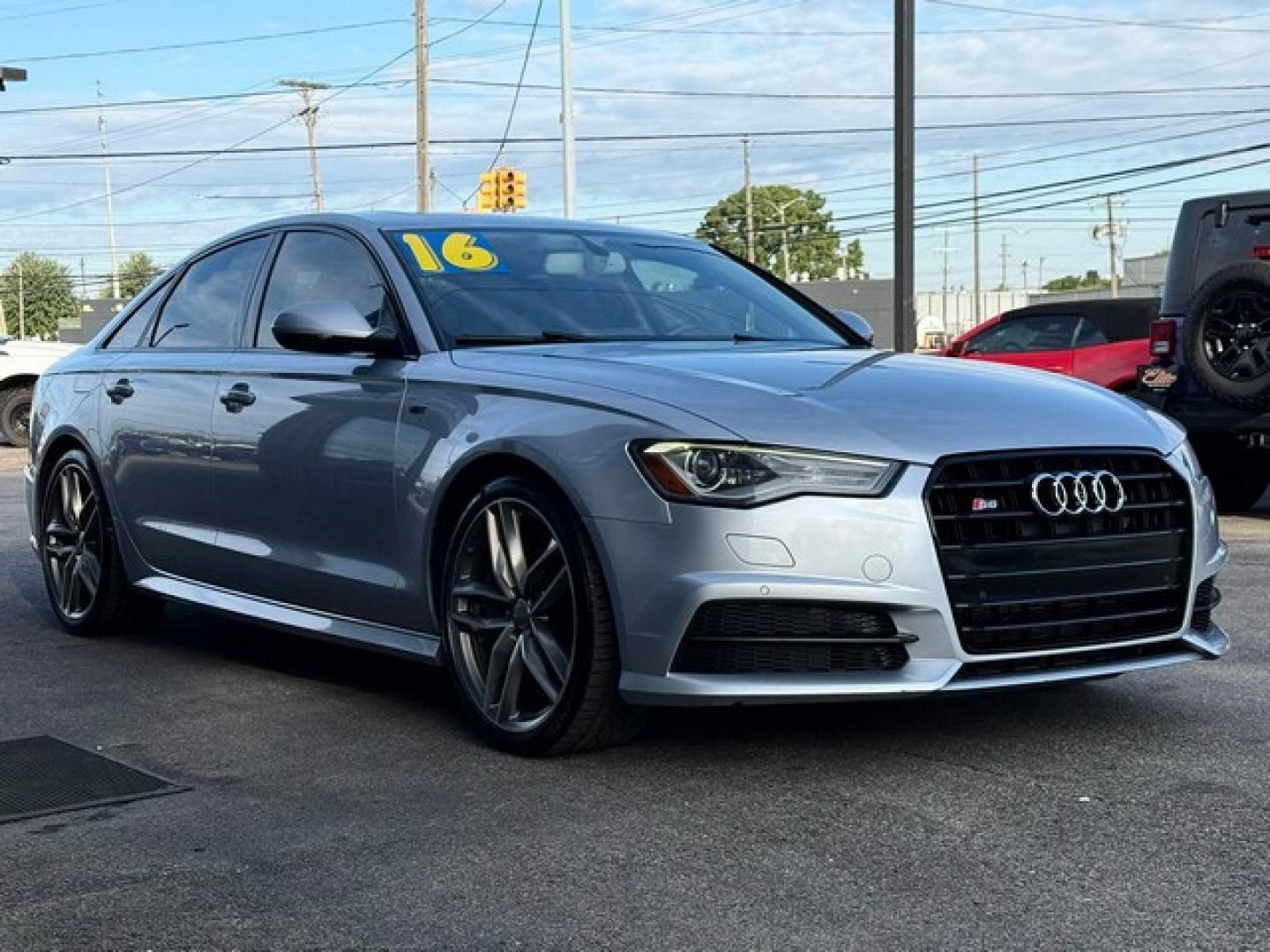 2016 SILVER AUDI S6 (WAUF2AFC1GN) with an V8,4.0L(244 CID),DOHC engine, AUTOMATIC transmission, located at 14600 Frazho Road, Warren, MI, 48089, (586) 776-3400, 42.485996, -82.974220- Photo#3