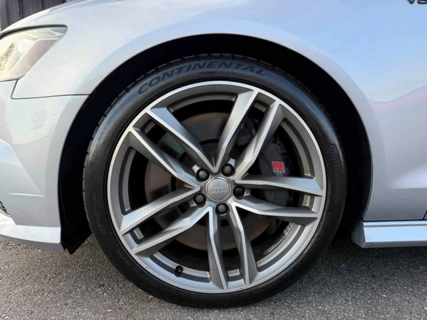 2016 SILVER AUDI S6 (WAUF2AFC1GN) with an V8,4.0L(244 CID),DOHC engine, AUTOMATIC transmission, located at 14600 Frazho Road, Warren, MI, 48089, (586) 776-3400, 42.485996, -82.974220- Photo#8