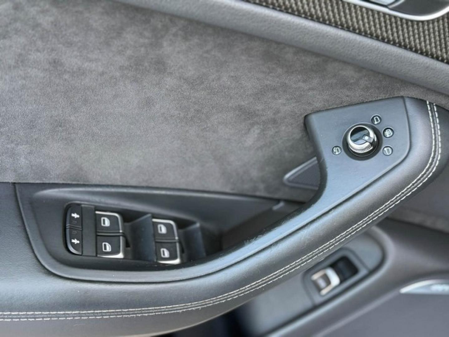 2016 SILVER AUDI S6 (WAUF2AFC1GN) with an V8,4.0L(244 CID),DOHC engine, AUTOMATIC transmission, located at 14600 Frazho Road, Warren, MI, 48089, (586) 776-3400, 42.485996, -82.974220- Photo#16