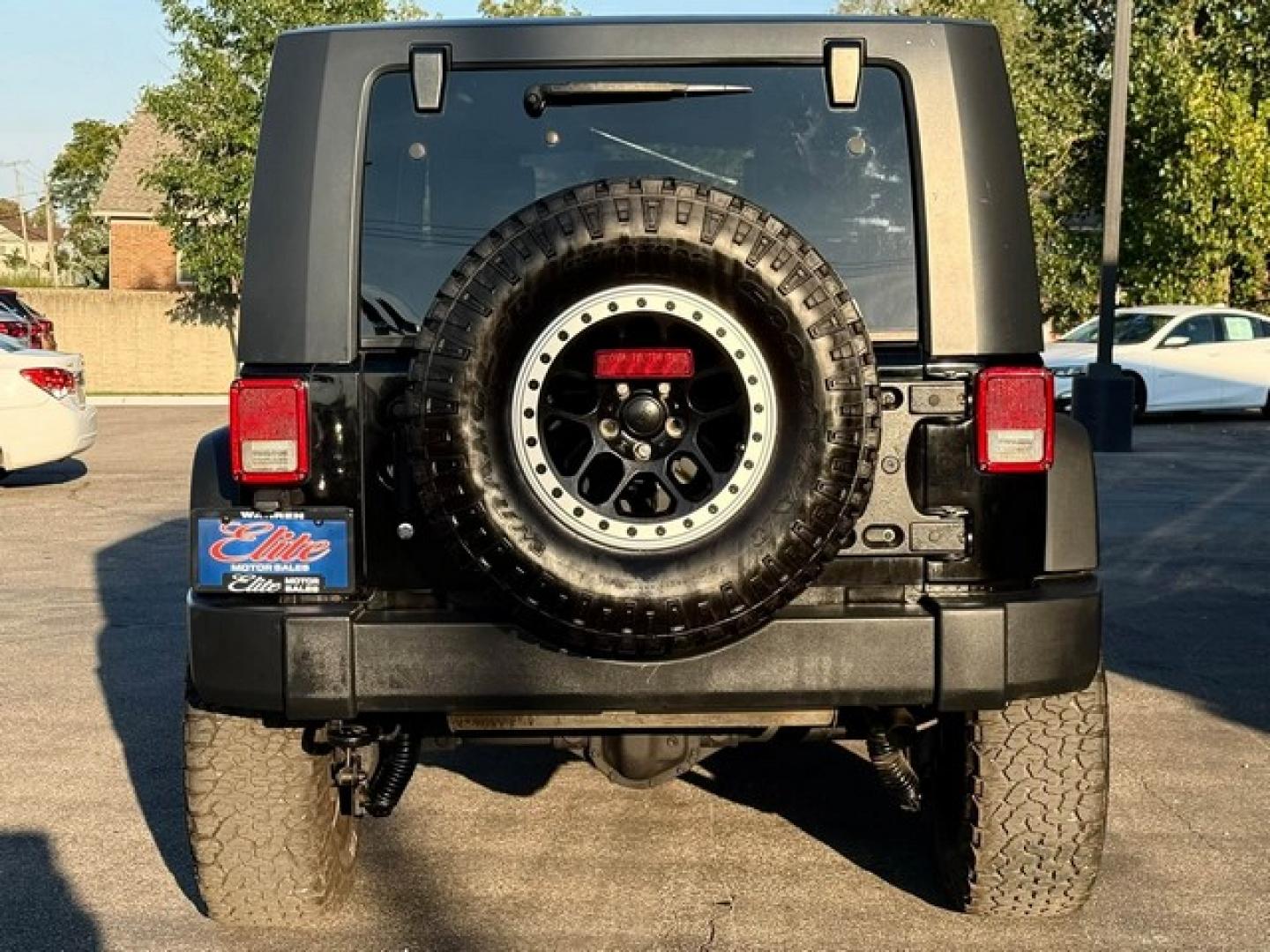 2010 BLACK JEEP WRANGLER (1J4BA3H15AL) with an V6,3.8L(231 CID),OHV engine, AUTOMATIC transmission, located at 14600 Frazho Road, Warren, MI, 48089, (586) 776-3400, 42.485996, -82.974220- Photo#6