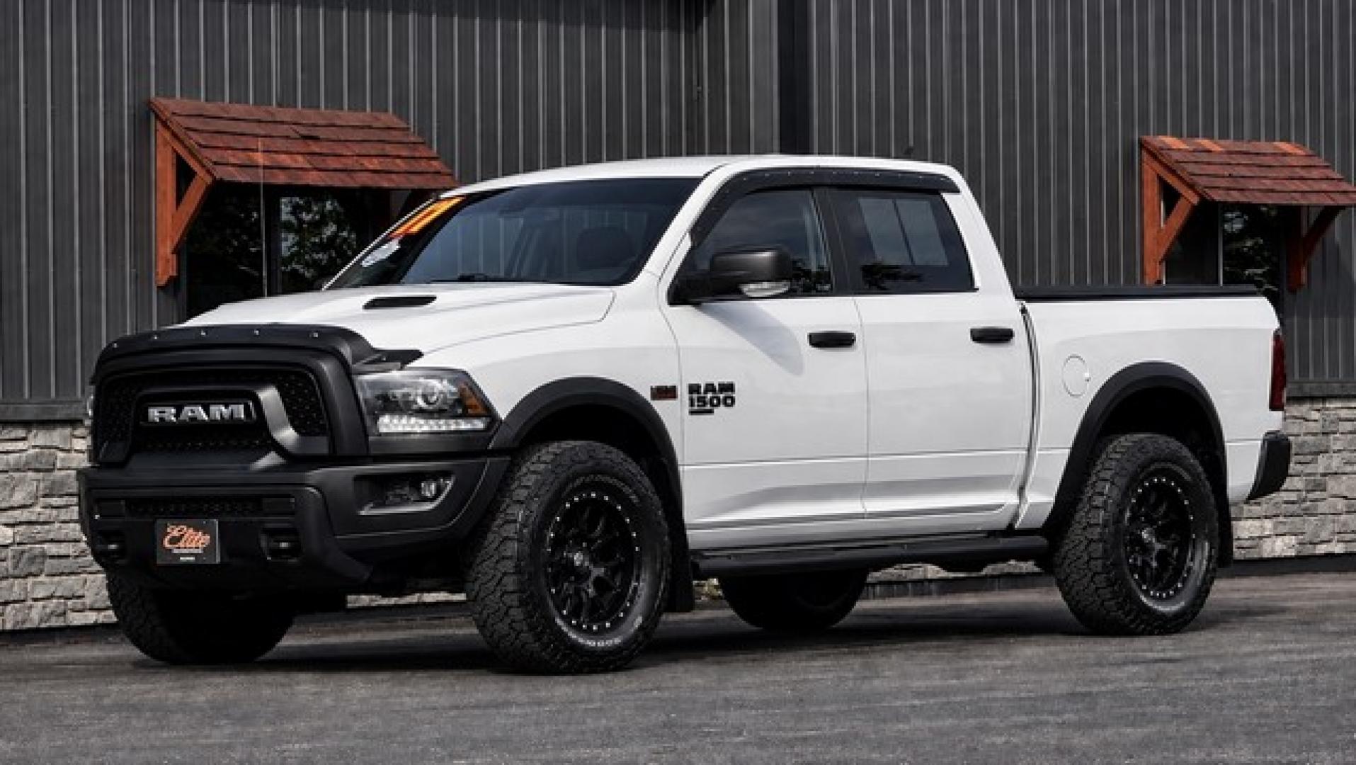 2021 WHITE RAM 1500 CLASSIC (1C6RR7LT4MS) with an V8,5.7L(345 CID),OHV engine, AUTOMATIC transmission, located at 14600 Frazho Road, Warren, MI, 48089, (586) 776-3400, 42.485996, -82.974220- Photo#4