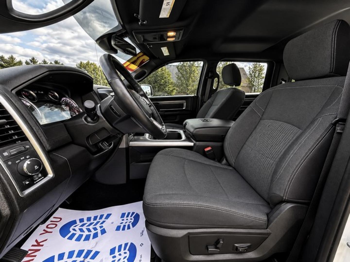 2021 WHITE RAM 1500 CLASSIC (1C6RR7LT4MS) with an V8,5.7L(345 CID),OHV engine, AUTOMATIC transmission, located at 14600 Frazho Road, Warren, MI, 48089, (586) 776-3400, 42.485996, -82.974220- Photo#8