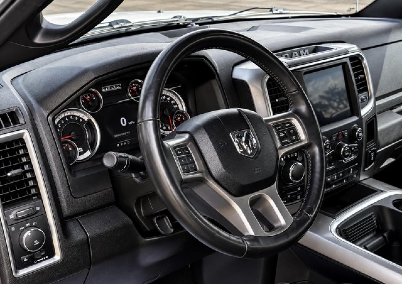 2021 WHITE RAM 1500 CLASSIC (1C6RR7LT4MS) with an V8,5.7L(345 CID),OHV engine, AUTOMATIC transmission, located at 14600 Frazho Road, Warren, MI, 48089, (586) 776-3400, 42.485996, -82.974220- Photo#10