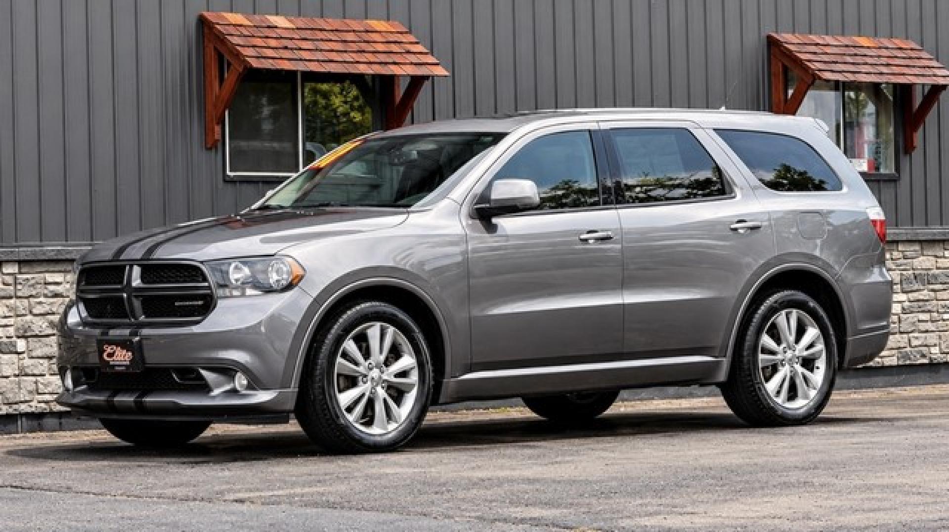 2011 GRAY DODGE DURANGO (1D4SE6GT4BC) with an V8,5.7L(345 CID),OHV engine, AUTOMATIC transmission, located at 14600 Frazho Road, Warren, MI, 48089, (586) 776-3400, 42.485996, -82.974220- Photo#2
