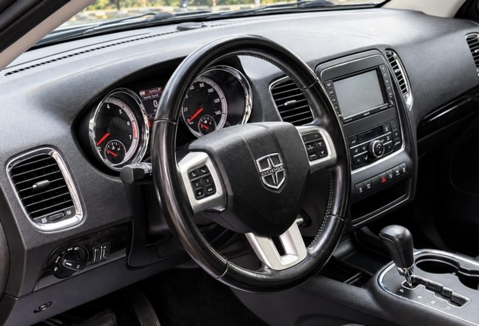 2011 GRAY DODGE DURANGO (1D4SE6GT4BC) with an V8,5.7L(345 CID),OHV engine, AUTOMATIC transmission, located at 14600 Frazho Road, Warren, MI, 48089, (586) 776-3400, 42.485996, -82.974220- Photo#10