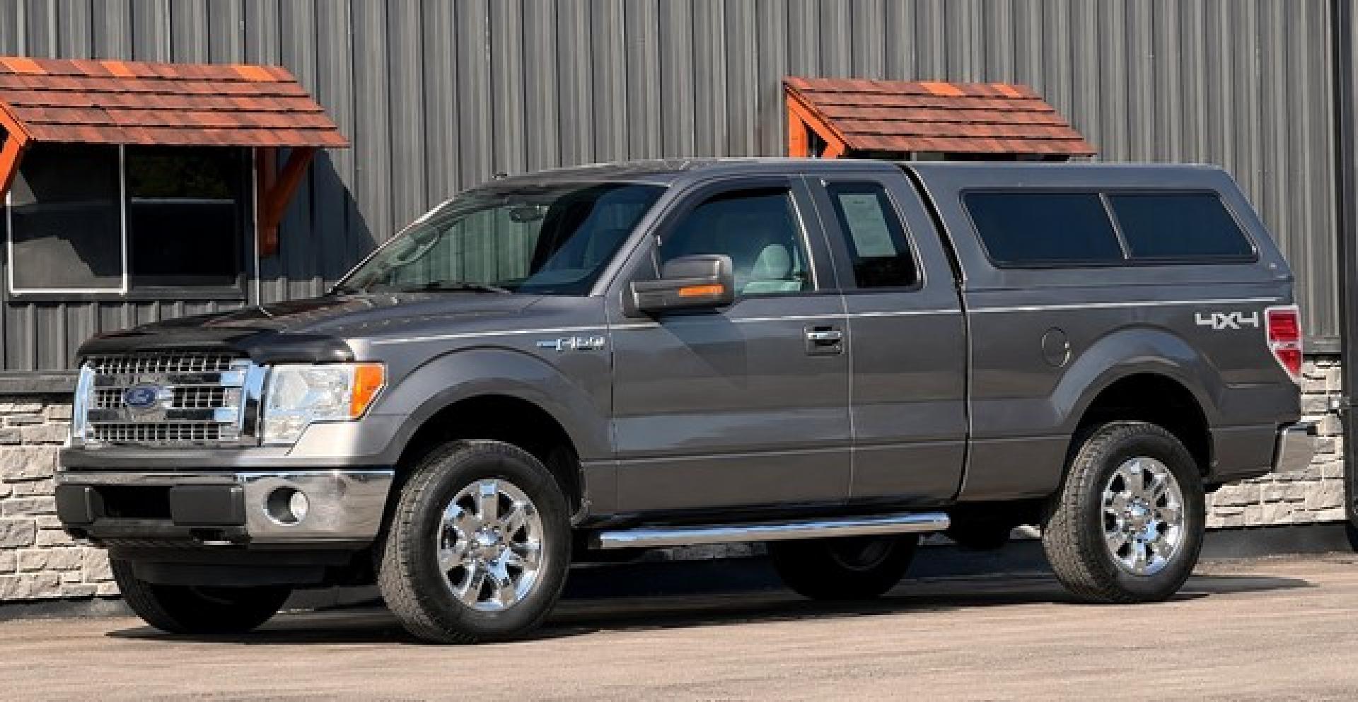 2013 GRAY FORD F-150 (1FTFX1EF0DF) with an V8,5.0L(302 CID),DOHC engine, AUTOMATIC transmission, located at 14600 Frazho Road, Warren, MI, 48089, (586) 776-3400, 42.485996, -82.974220- Photo#4