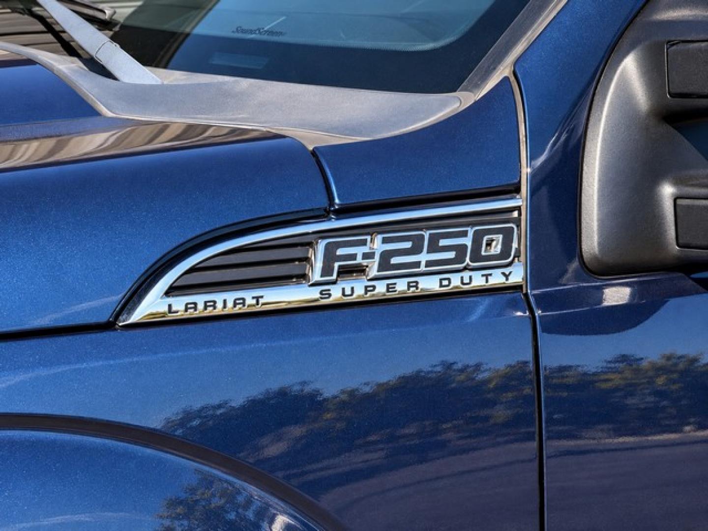 2016 BLUE FORD F-250 SUPER DUTY (1FT7W2B61GE) with an V8,6.2L(379 CID),SOHC engine, AUTOMATIC transmission, located at 14600 Frazho Road, Warren, MI, 48089, (586) 776-3400, 42.485996, -82.974220- Photo#7