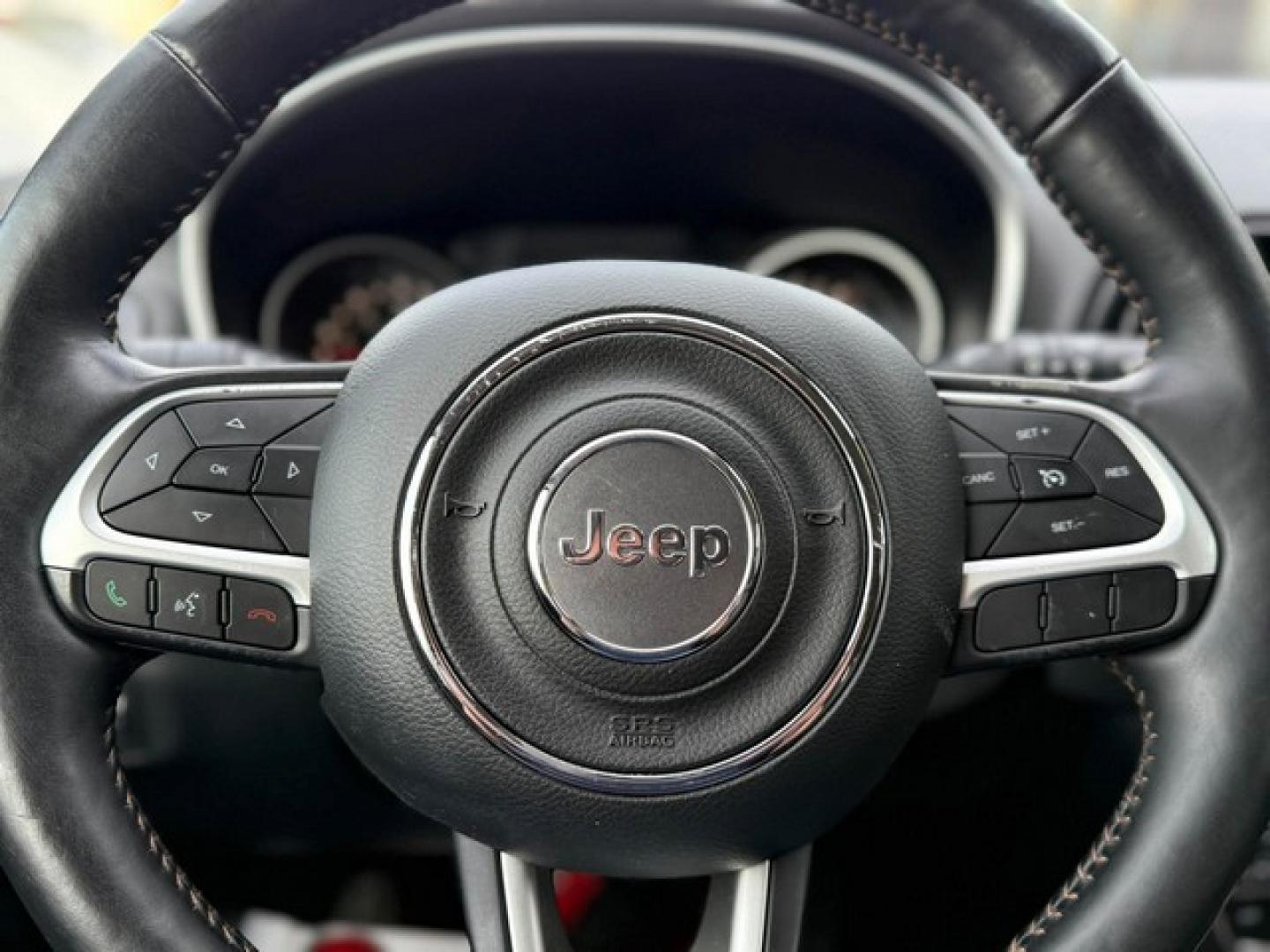 2018 BILLET SILVER METALLIC JEEP COMPASS (3C4NJDCB9JT) with an L4,2.4L(144 CID), engine, AUTOMATIC transmission, located at 14600 Frazho Road, Warren, MI, 48089, (586) 776-3400, 42.485996, -82.974220- Photo#15